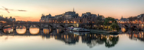 시테 섬 (Île de la Cité)