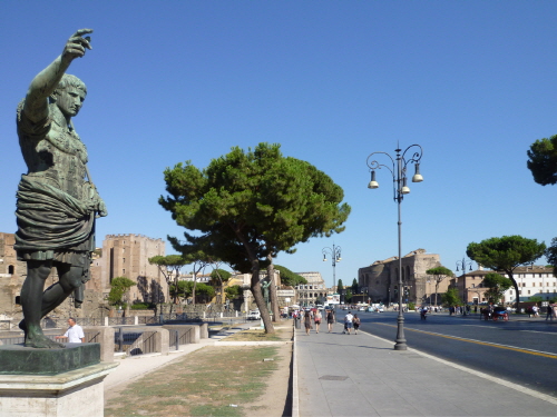 제국 공회장의 길 (Via dei Fori Imperiali)