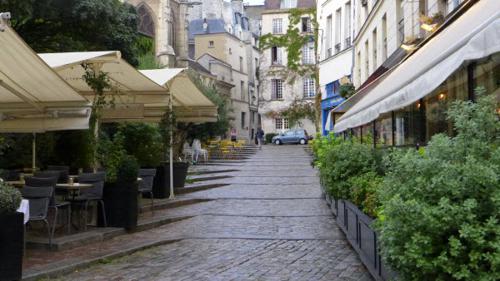 바흐 거리 (Rue des Barres)