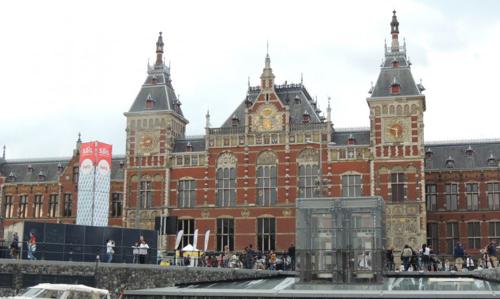 암스테르담 중앙역 (Amsterdam Centraal)