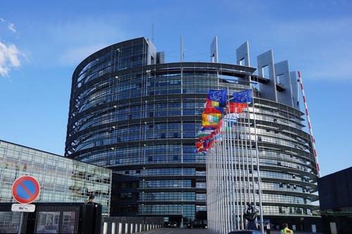 (강변 산책) 유럽 의회 (Parlement Européen)
